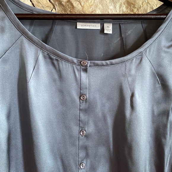 NWT Silver grey blouse, silk/spandex blend - Picture 2 of 4